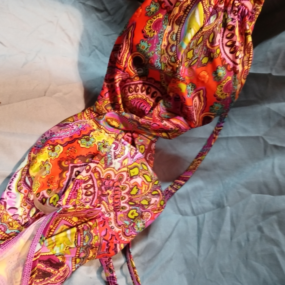Bathing suit bundle - Picture 2 of 5